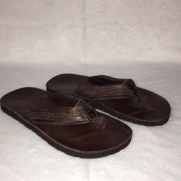 abercrombie and fitch leather flip flops